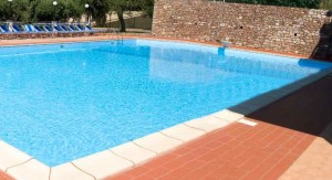 piscina campeggio